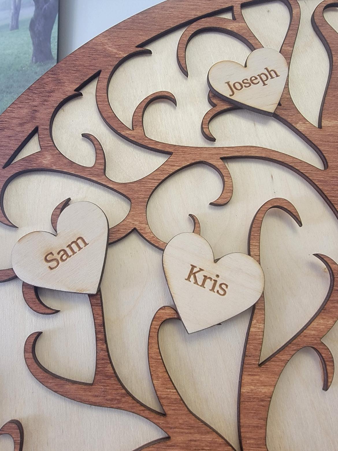 Round Wooden Family Tree Sign - KY Custom Engraving - Made in {{ shop.shopifyProvince }}