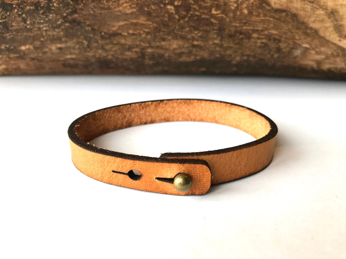 Leather Bracelet - KY Custom Engraving - Made in {{ shop.shopifyProvince }}