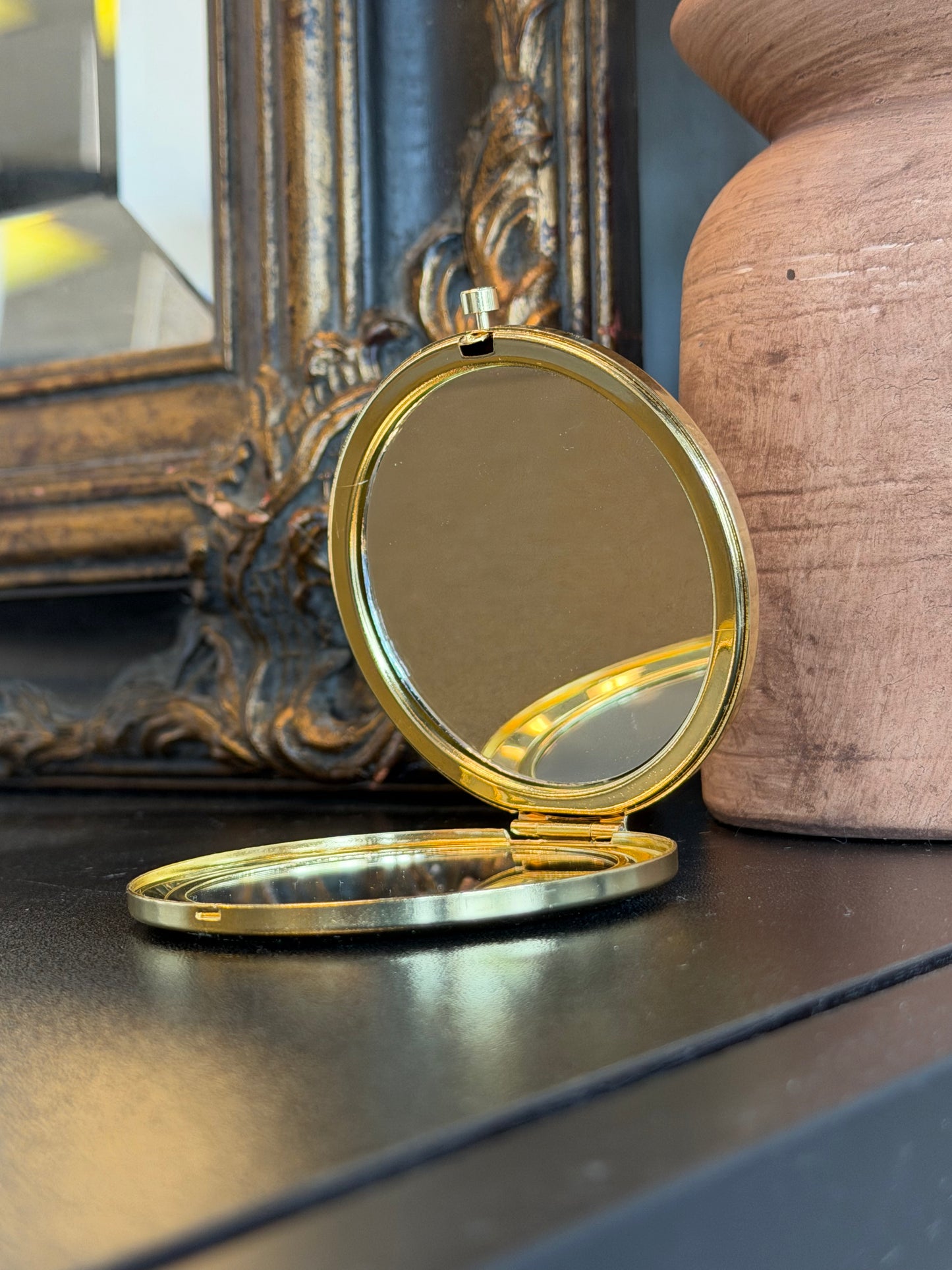 Personalized Compact Mirror