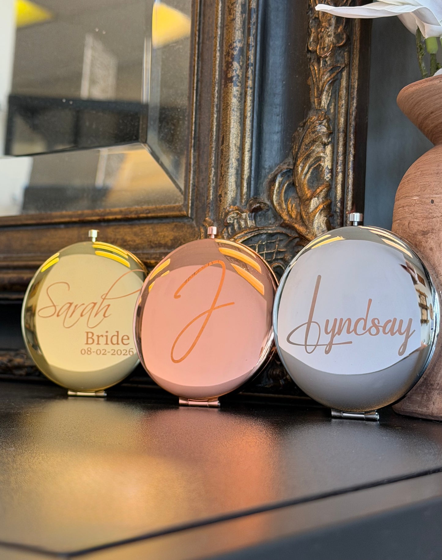 Personalized Compact Mirror